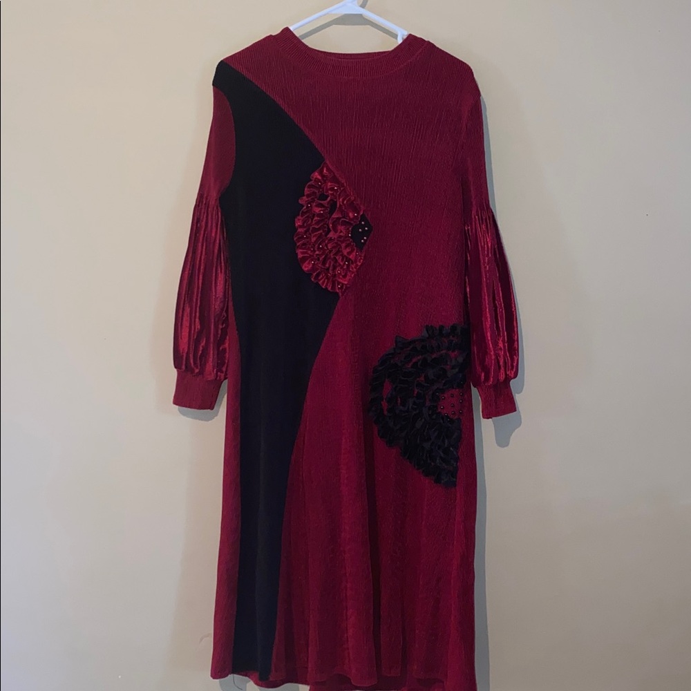 Chic Red and Black Long Sleeve Dress